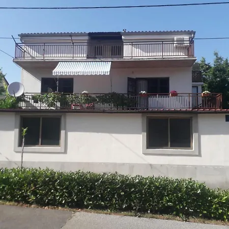 Apartment Filipovic Buzdohanj Kültér fotó